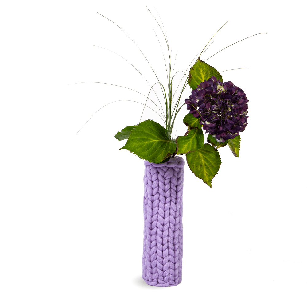 Knitted vase PIPE
